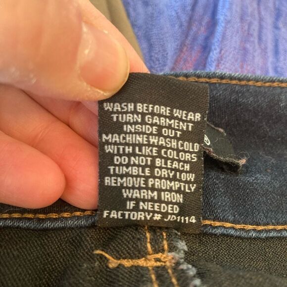 D. Jeans super stretchy almost jeggings w/ zip fly and hardwear like Jeans - Picture 7 of 8